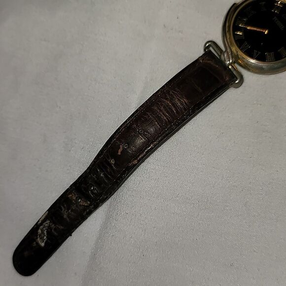 Very Vintage Fossil Women\'s‎ Watch Needs TLC But Still Works Great Project main image 5